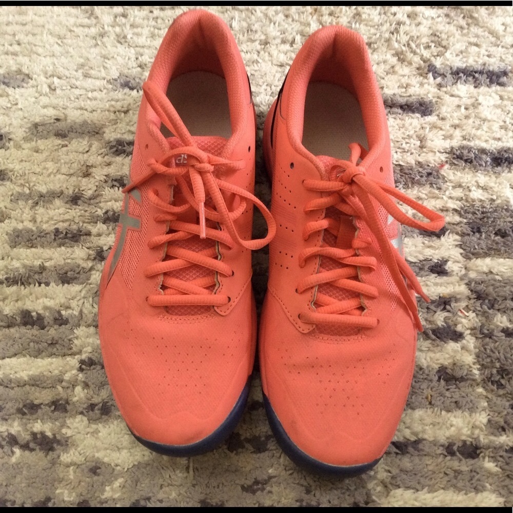 Asics Size 8 In Like New Condition - image 3